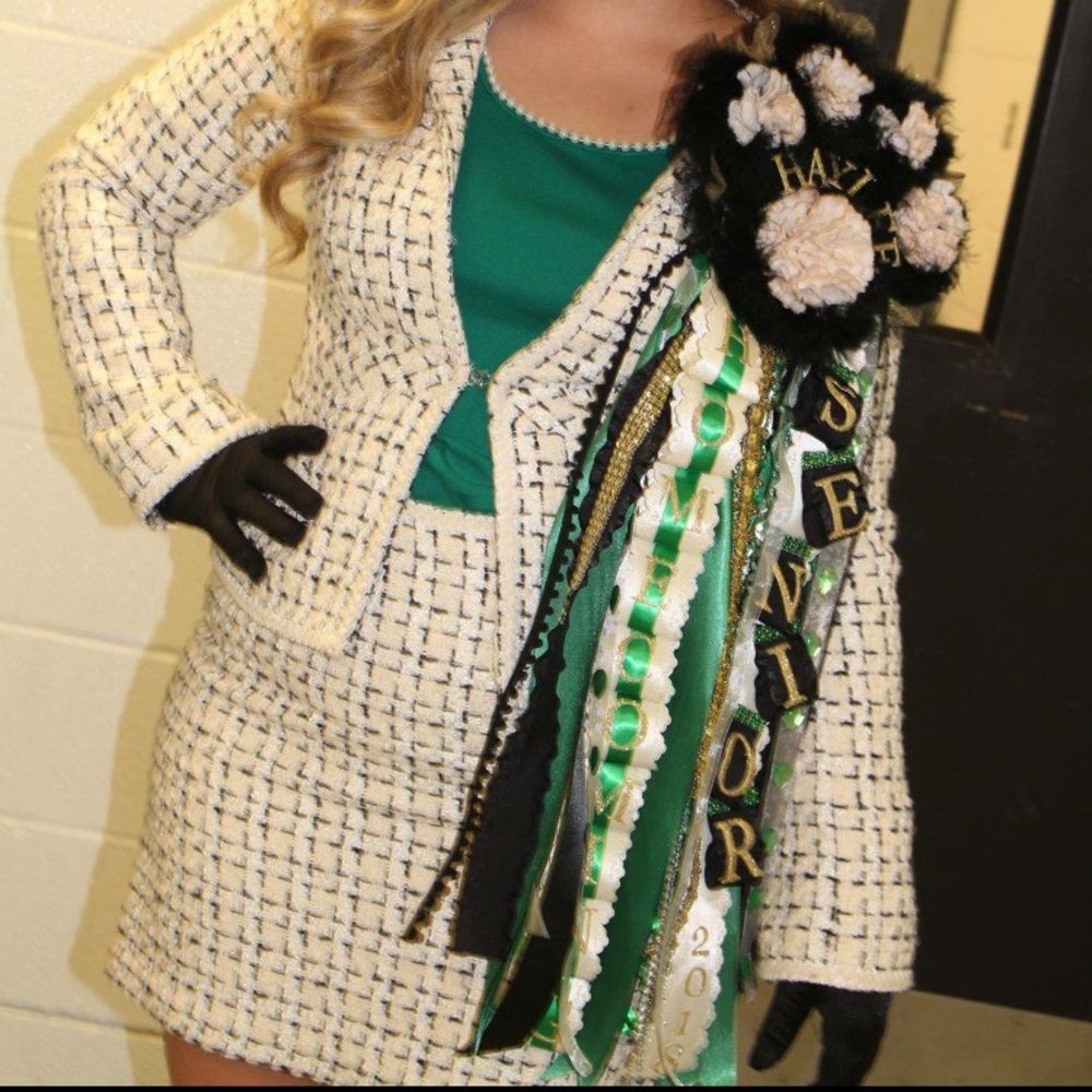 GORGEOUS HOMECOMING COURT/INTERVIEW SUIT